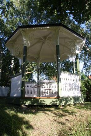 gallery_9317_688_49647.jpg